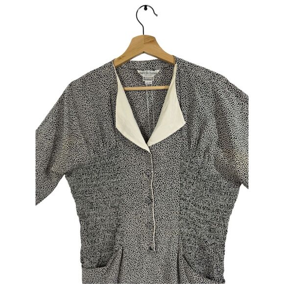 Mariella Burani Gray 3/4 Sleeve Mini Dress Size 12 Collared Smocked Button Front - Picture 8 of 10